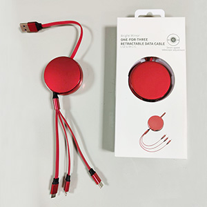  一拉三伸縮數據線
